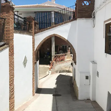 Alquiler Rural Cutar, Casa Robles Holiday home *
